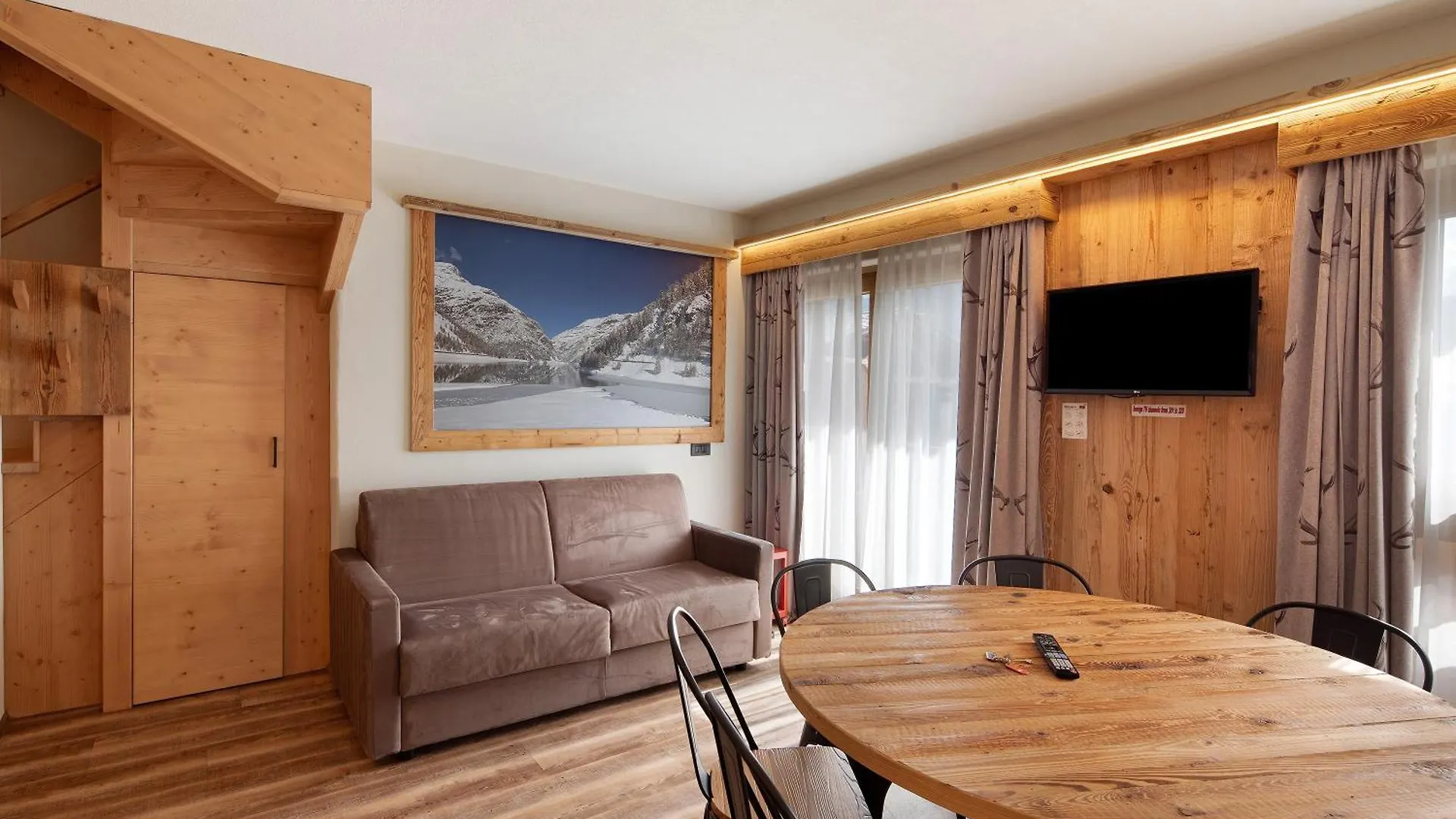 Apartment Chalet Leur Gusja Golp Quadrilocale Livigno Italien