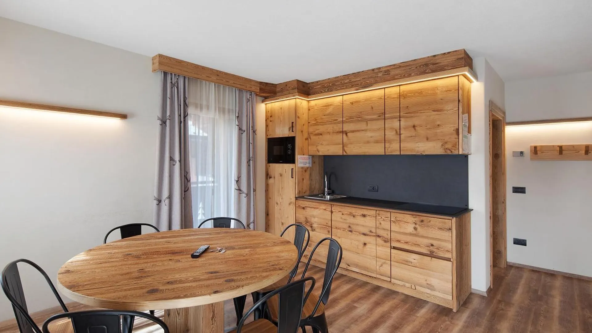 Chalet Leur Gusja Golp Quadrilocale Livigno Apartment
