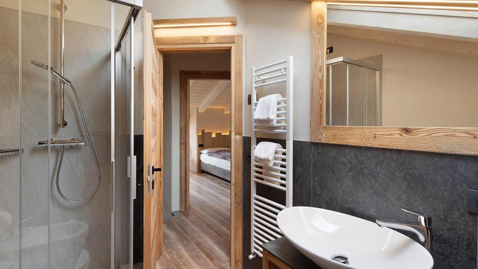 Chalet Leur Gusja Golp Quadrilocale Livigno Apartment